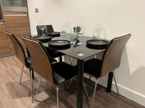 Charming & Cosy 2 Bed Apartment